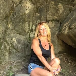 Meet your Posher, Manon